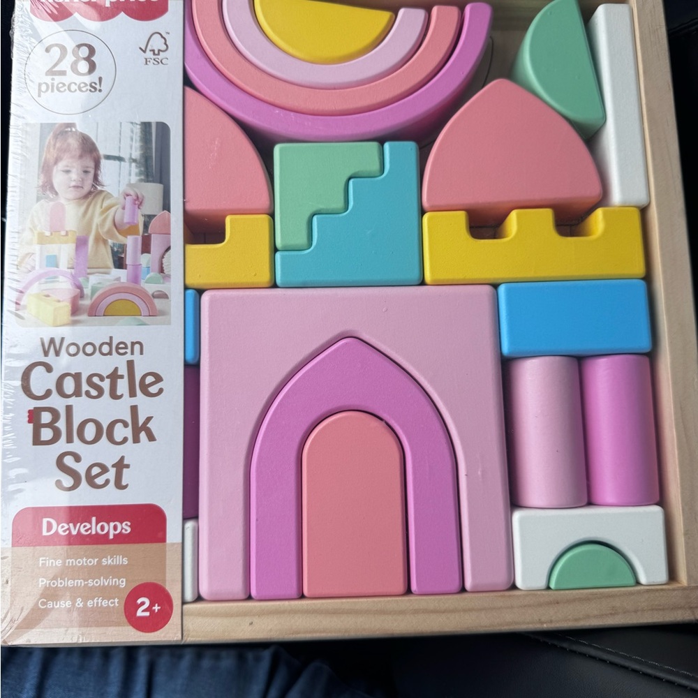 Fisher-Price Pastel Wooden Castle Block Set - Pink, Purple, Yellow, Blue, Green